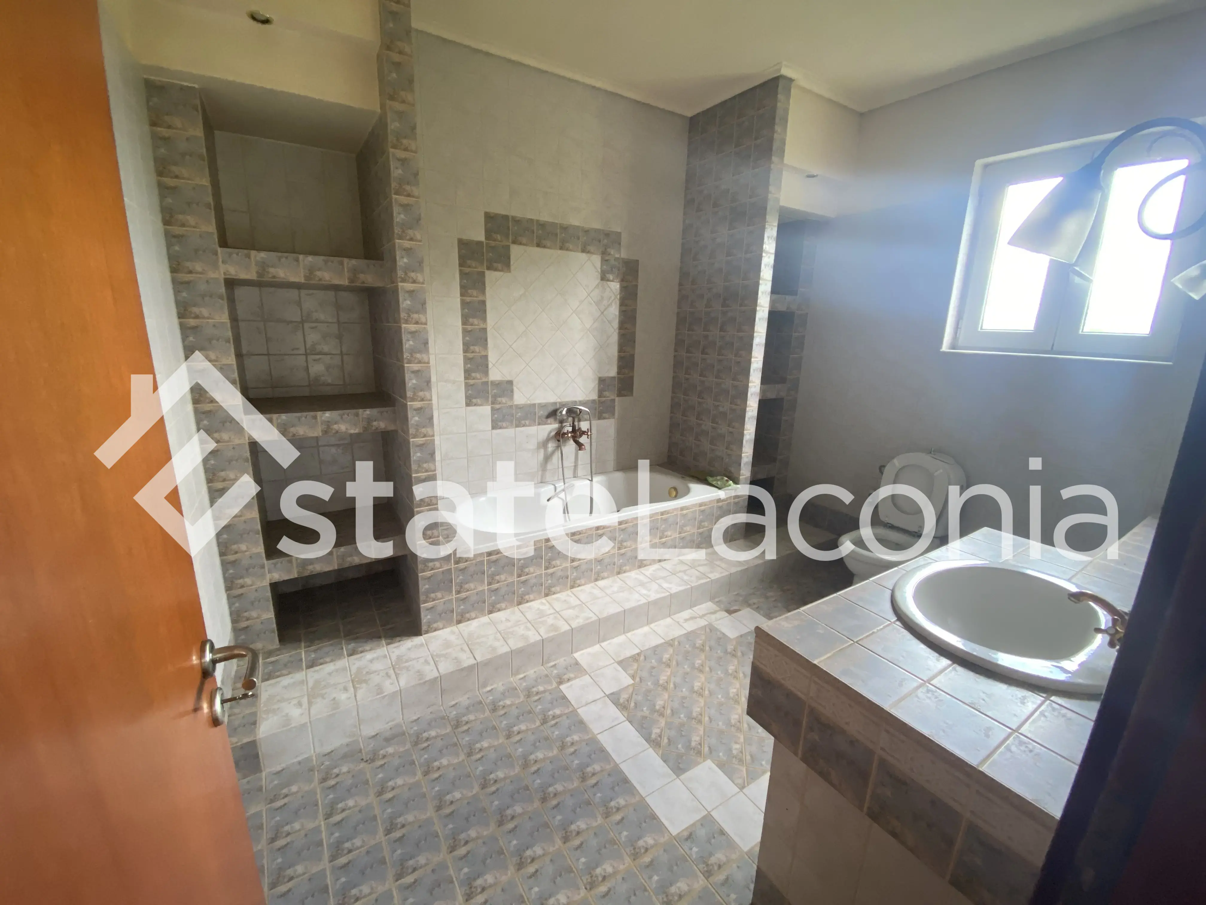 Detached house - Mezonete 200sq.m.